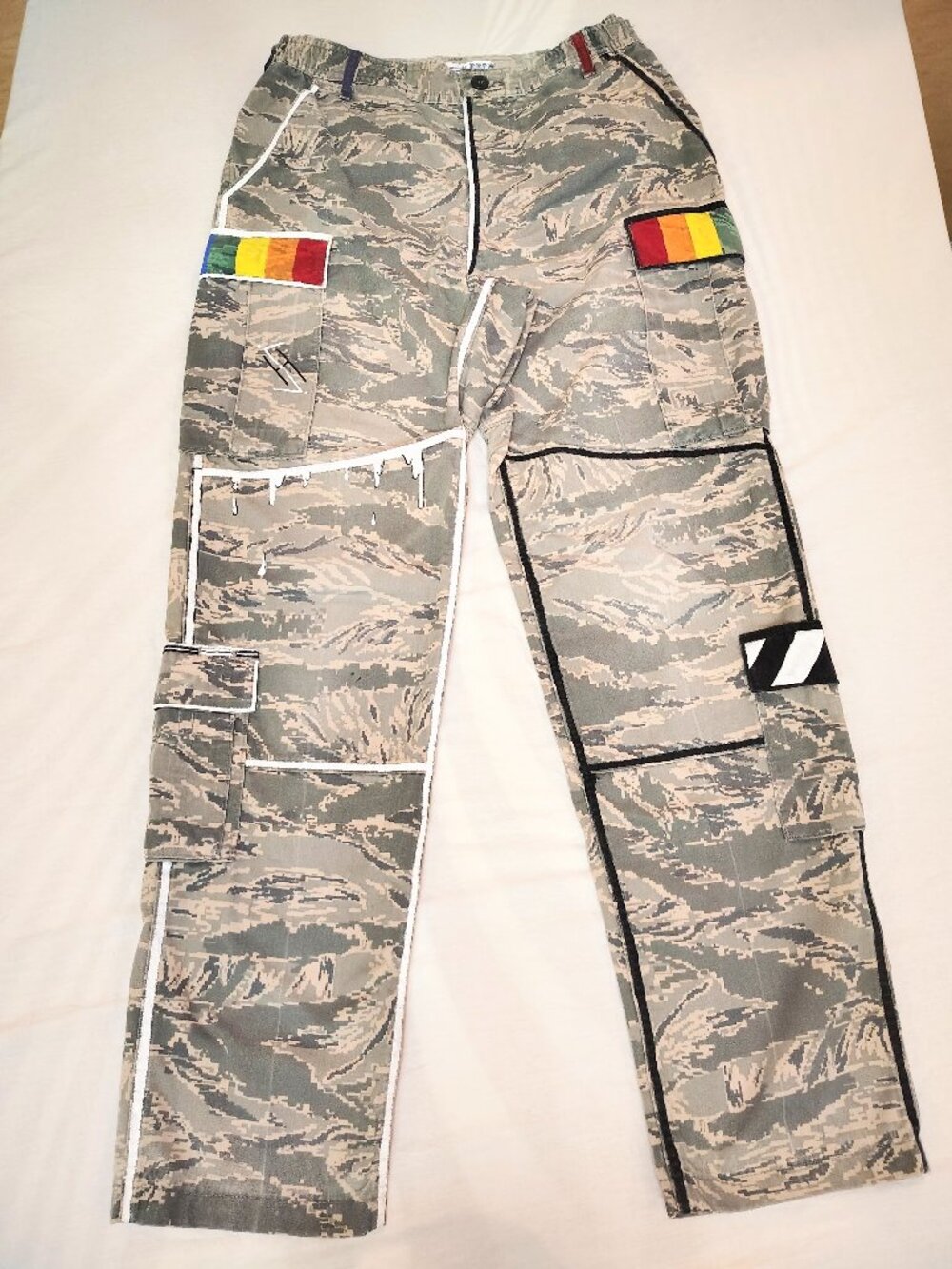 Handpainted Air Force Pant 31 x 33 Camo Cargo Y2K Rainbow Art Skater Streetwear